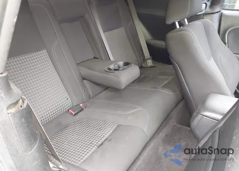 2016 Dodge Challenger Sxt z USA, uszkodzony, nr VIN 2C3CDZAG4GH254824